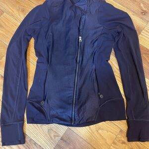 Lululemon size 4 jacket